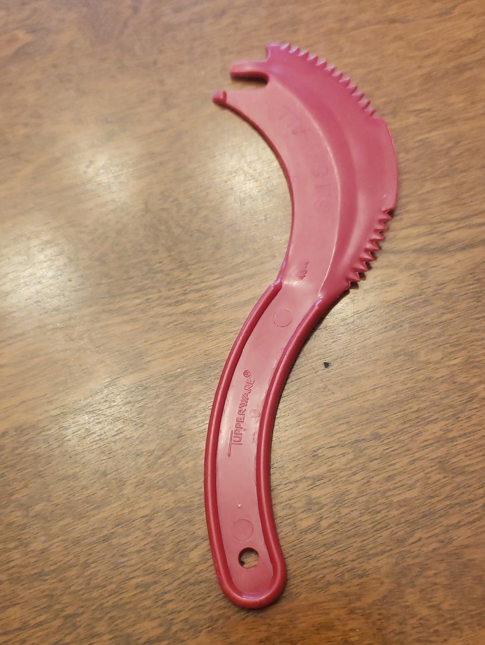 Vtg Tupperware Red Sli-Saw-All - The All In One Gadet
